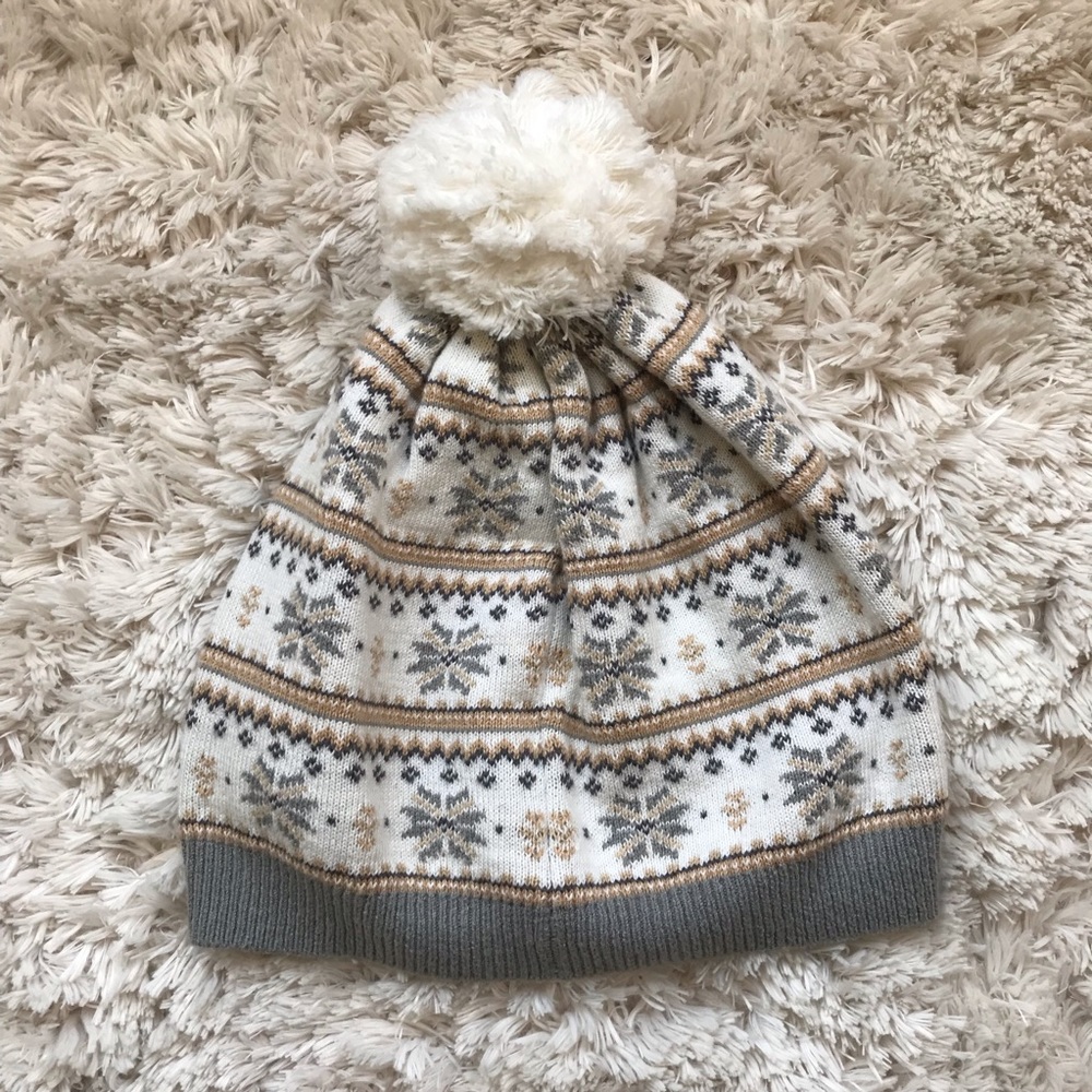Girls Toddler Fair Isle Winter Beanie Pom Pom Hat Gray Cream Snowflake